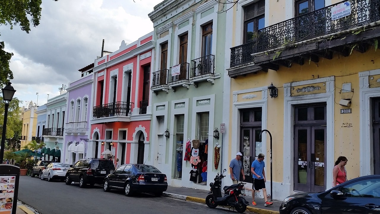 Calles de San Juan de Puerto Rico, capital del país.