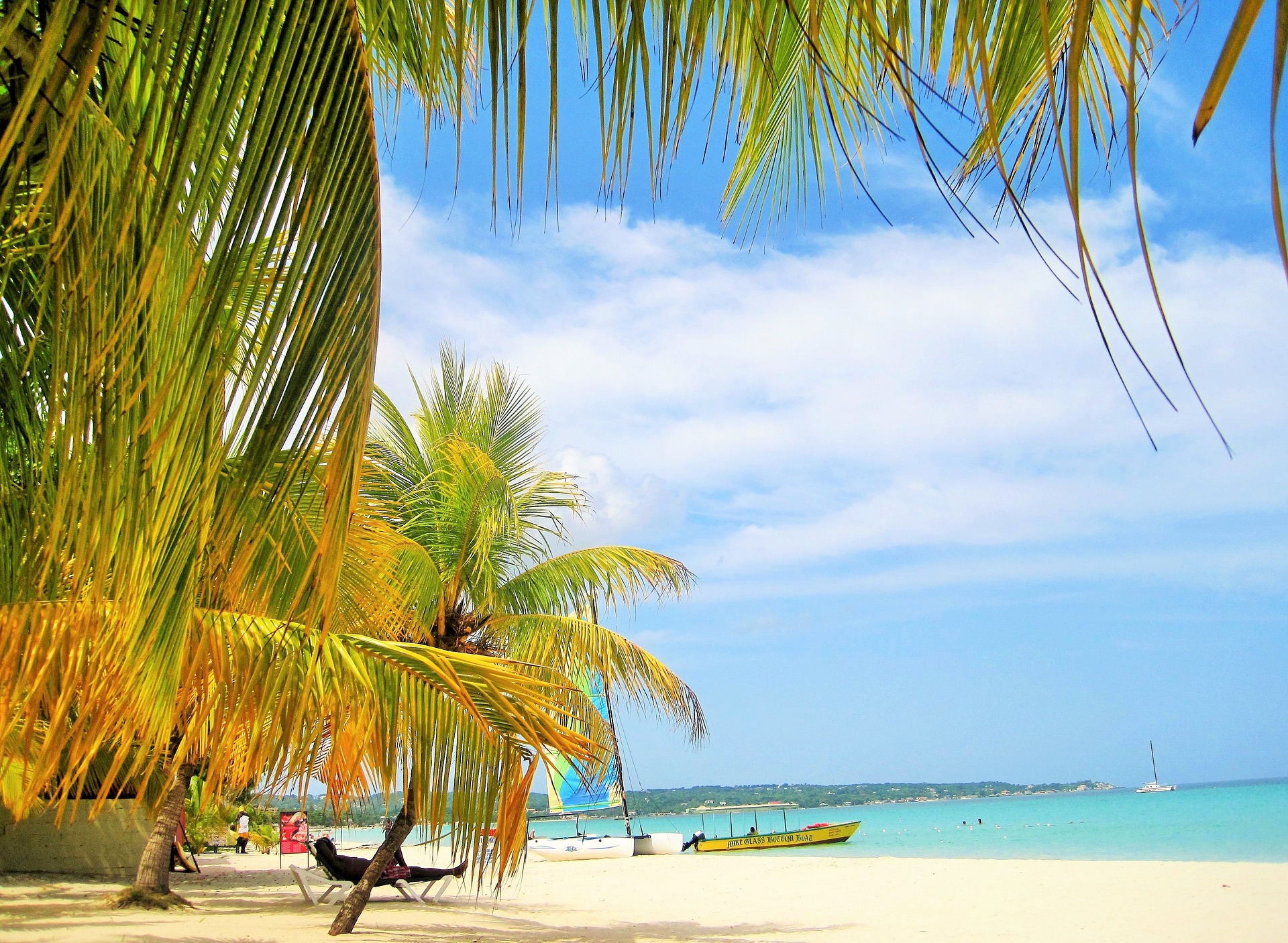 jamaica-tierra-de-hermosas-playas-en-el-caribe-happy-low-cost