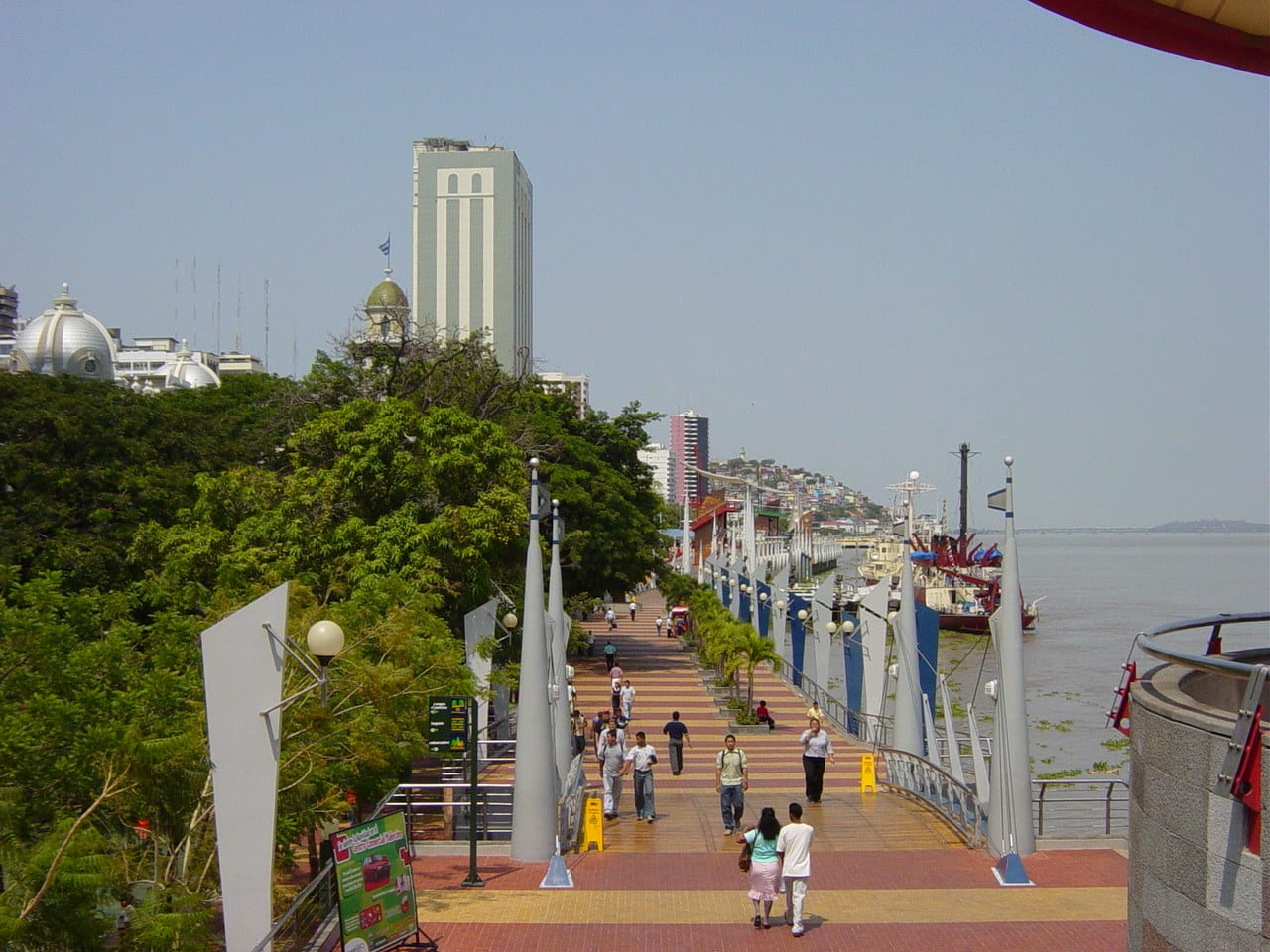 guayaquil_malecon2000