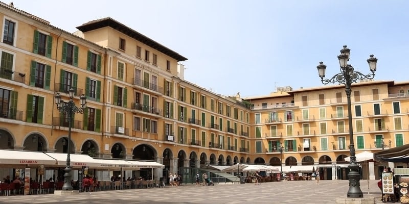 plaça major palma mallorca Image by Nicole Pankalla from Pixabay