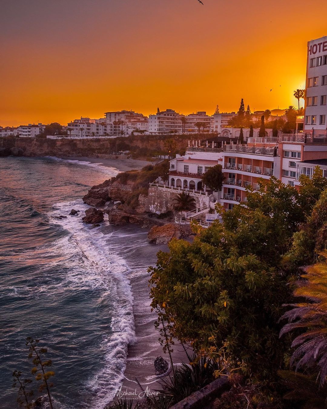 Atardecer desde la costa de Nerja